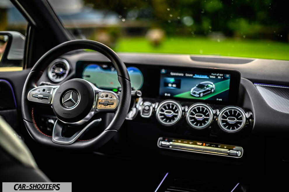 Mercedes Benz Classe B – dashboard, digital instrument cluster