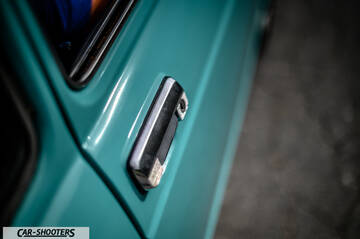 Autobianchi A112 – detail, door handle close-up