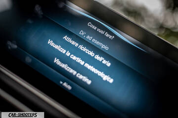 Mercedes Benz GLE – dashboard, digital infotainment display