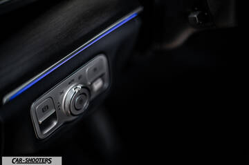 Mercedes Benz GLE – detail, headlight switch and ambient light