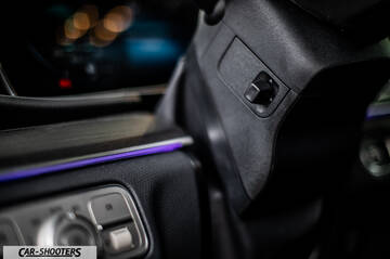 Mercedes Benz GLE – detail, steering column control stalk