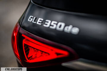 Mercedes Benz GLE – detail, rear badge and taillight close-up