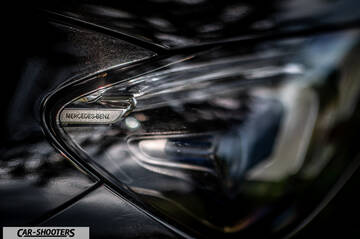 Mercedes Benz GLE – detail, headlight close-up