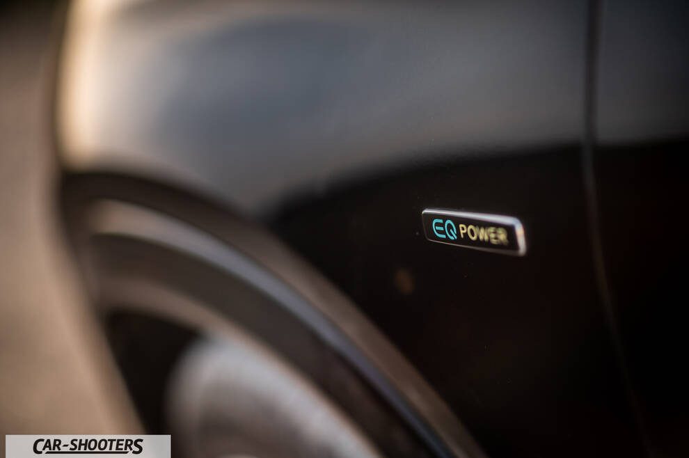 Mercedes Benz GLE – detail, eq power badge close-up