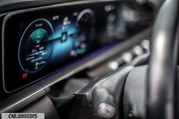 Mercedes Benz GLE – dashboard, digital instrument cluster