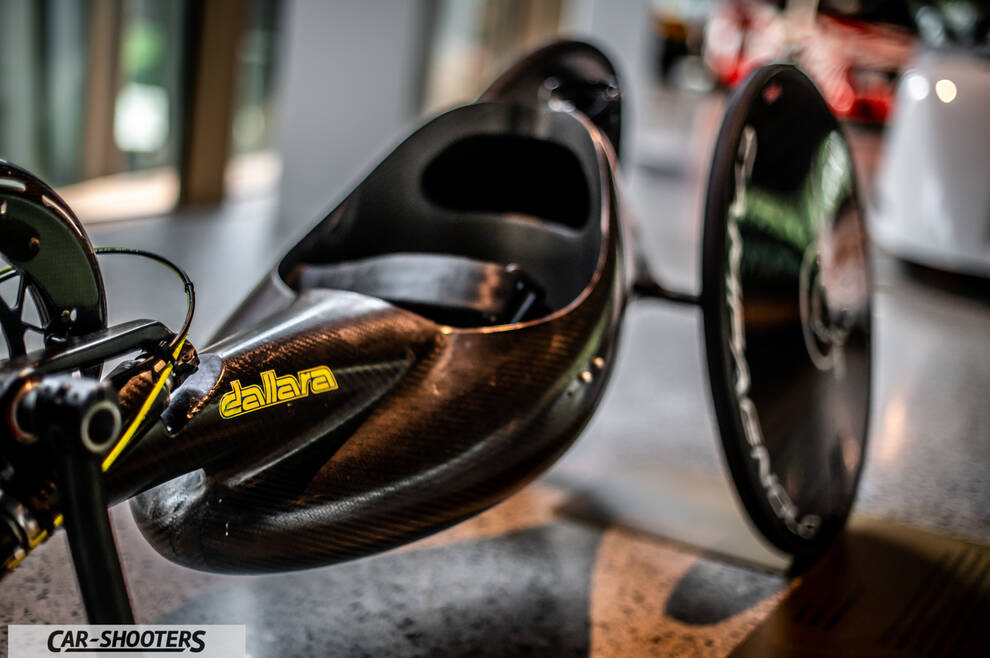 Dallara – detail, carbon fiber close-up