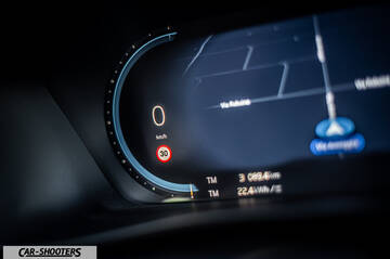 Volvo XC40 P8 – dashboard, digital instrument cluster