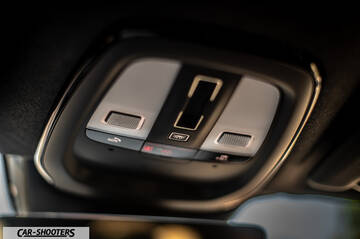 Volvo XC40 P8 – detail, overhead console controls close-up