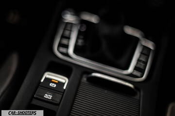 Volkswagen Passat Alltrack – interior, center console controls