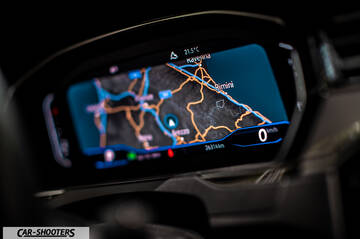 Volkswagen Passat Alltrack – dashboard, digital instrument cluster showing navigation