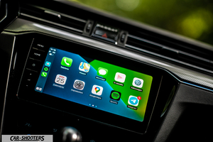 Volkswagen Passat Alltrack – dashboard, touchscreen infotainment system display