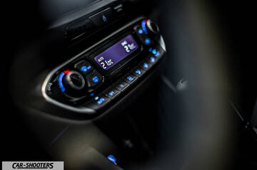 Hyundai i30N – dashboard, climate control panel