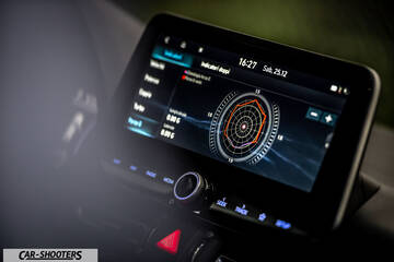 Hyundai i30N – dashboard, touchscreen infotainment display