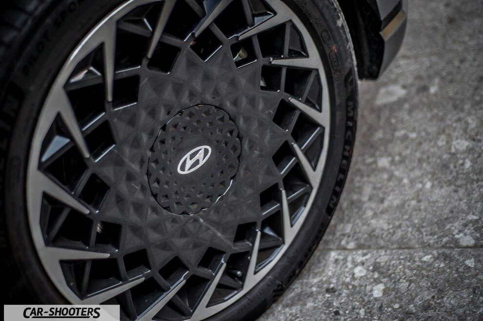 Hyundai ioniq5 – detail, alloy wheel close-up