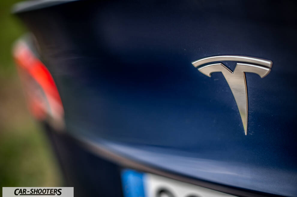 Tesla Model Y – detail, rear badge close-up