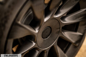 Tesla Model Y – detail, alloy wheel close-up