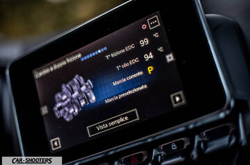 Alpine A110 – dashboard, infotainment screen displaying vehicle telemetry