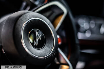 Alpine A110 – detail, steering wheel badge close-up