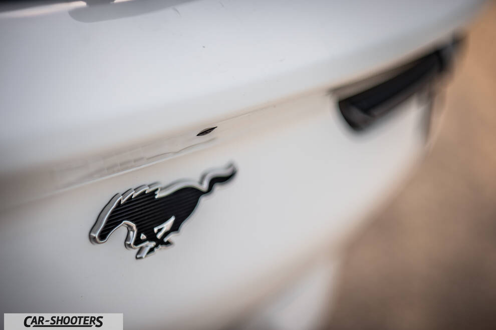 Ford Mustang Mach E – detail, emblem close-up
