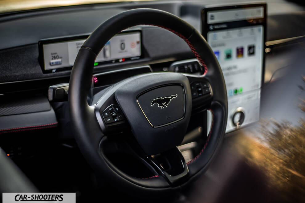 Ford Mustang Mach E – dashboard, large vertical touchscreen display