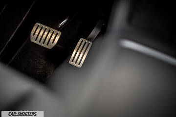 Tesla Model Y Performance – detail, metal pedal close-up