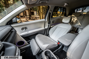 Hyundai Ioniq 5 – interior, light colored seats with leg rests