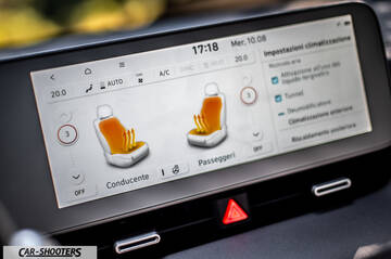 Hyundai Ioniq 5 – dashboard, touchscreen infotainment display