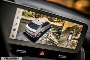 Hyundai Ioniq 5 – dashboard, digital backup camera display