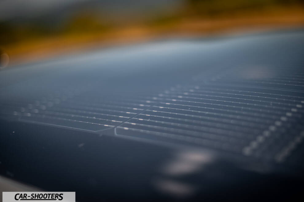 Hyundai Ioniq 5 – detail, solar panel roof close-up