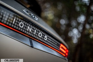 Hyundai Ioniq 5 – detail, rear badge close-up