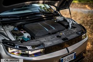 Hyundai Ioniq 5 – engine bay, under the hood with engine cover