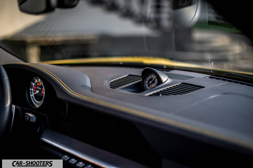 Porsche 911 Turbo Cabrio – dashboard, dashboard with stopwatch