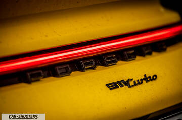 Porsche 911 Turbo Cabrio – detail, rear light strip close-up