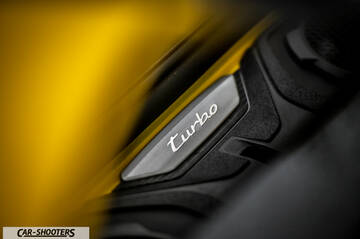 Porsche 911 Turbo Cabrio – detail, turbo badge close-up