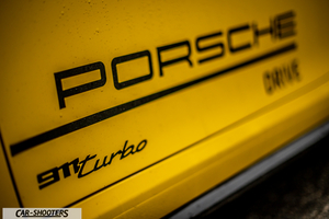 Porsche 911 Turbo Cabrio – detail, close-up of exterior lettering