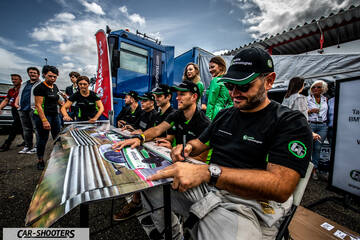 detail, people at an autograph signing