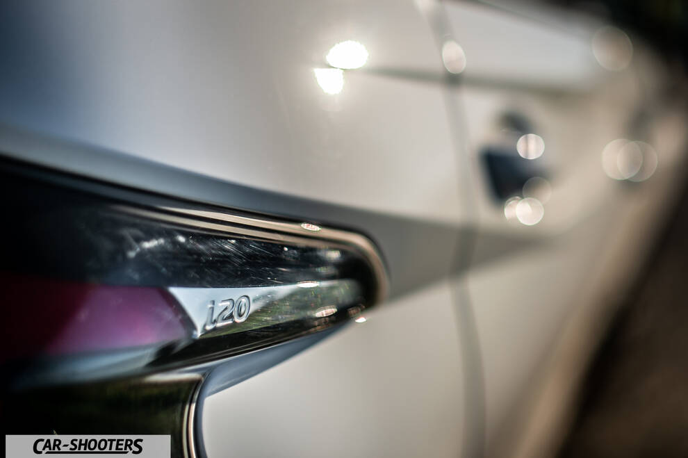 Hyundai i2N – detail, badge close-up