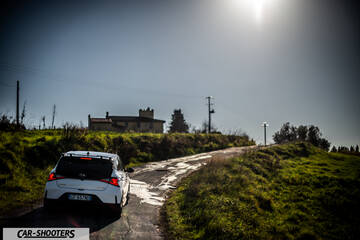 Hyundai i2N – rear three-quarter, white on a country road
