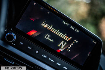 Hyundai i2N – dashboard, digital instrument cluster