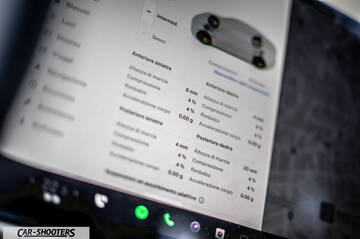 Tesla Model S Plaid – dashboard, digital instrument cluster
