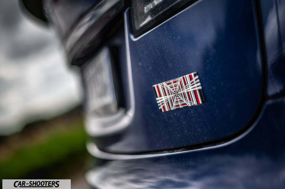 Tesla Model S Plaid – detail, union jack badge close-up
