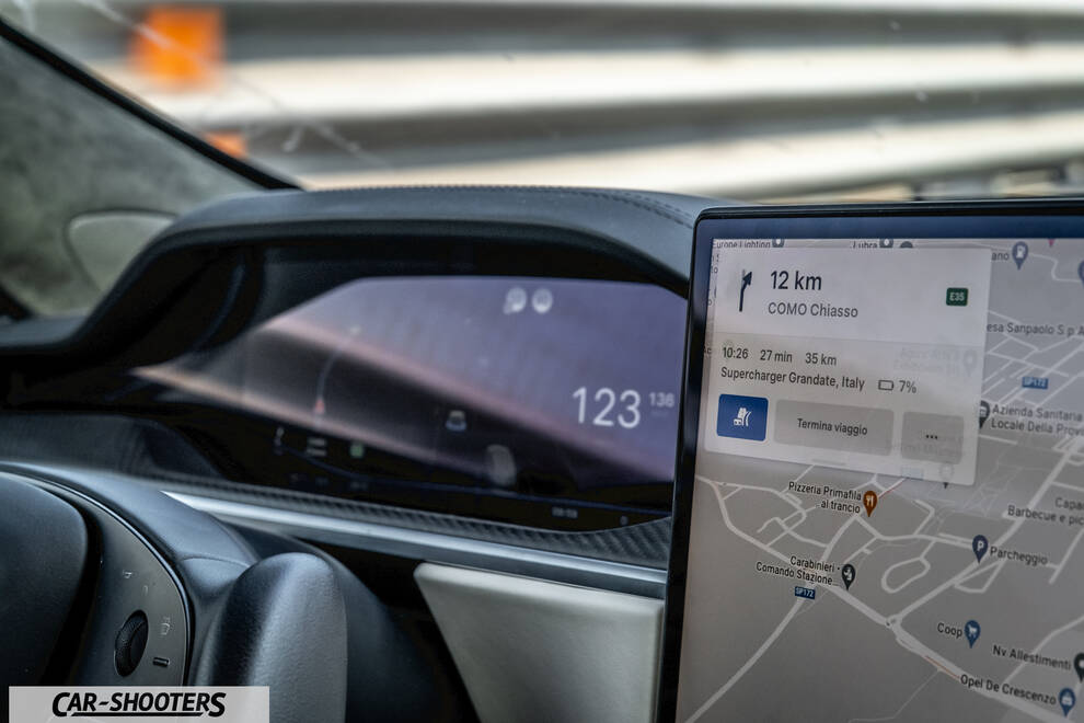 Tesla Model S Plaid – dashboard, digital instrument cluster