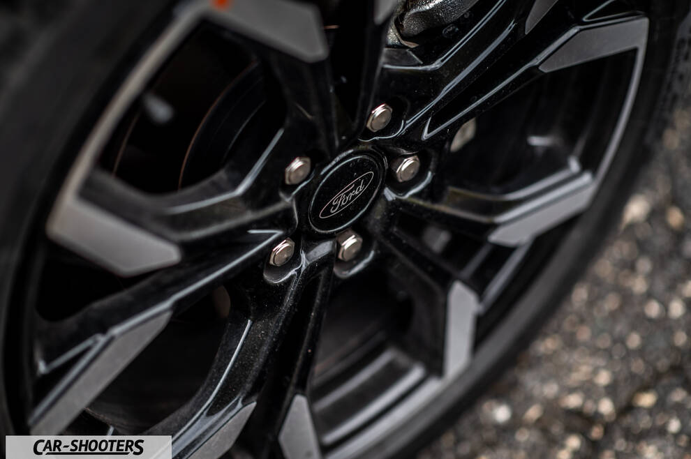 Ford Puma STLine – detail, alloy wheel close-up