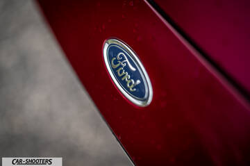 Ford Puma STLine – detail, emblem close-up