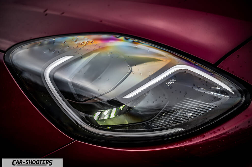 Ford Puma STLine – detail, headlight close-up