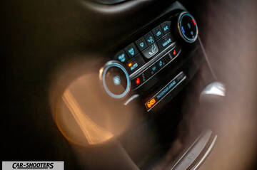 Ford Puma STLine – dashboard, climate control panel