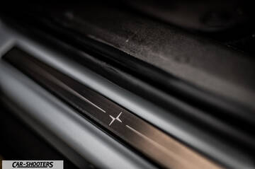 Polestar 2 – detail, door sill trim close-up