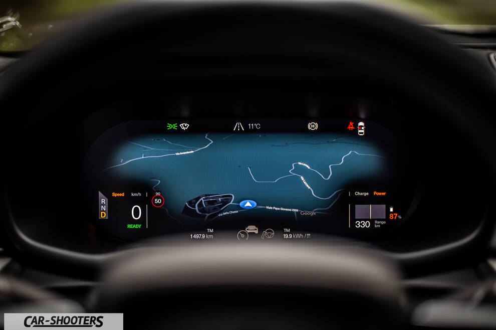 Polestar 2 – dashboard, digital instrument cluster
