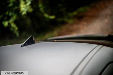 Hyundai Ioniq 6 – detail, roof shark fin antenna