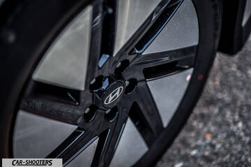 Hyundai Ioniq 6 – detail, alloy wheel close-up